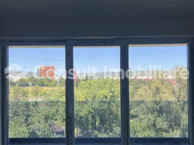 Apartament 3 camere de vanzare | Sopor