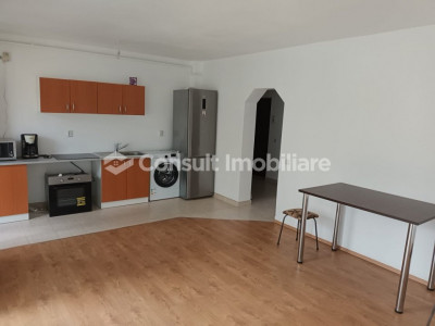 Apartament cu 2 camere | Porii | Etaj intermediar