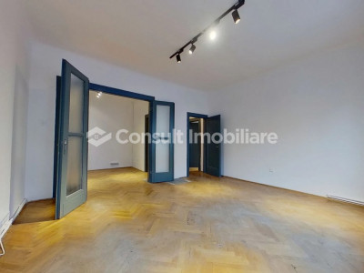 Apartament 4 camere | Centru